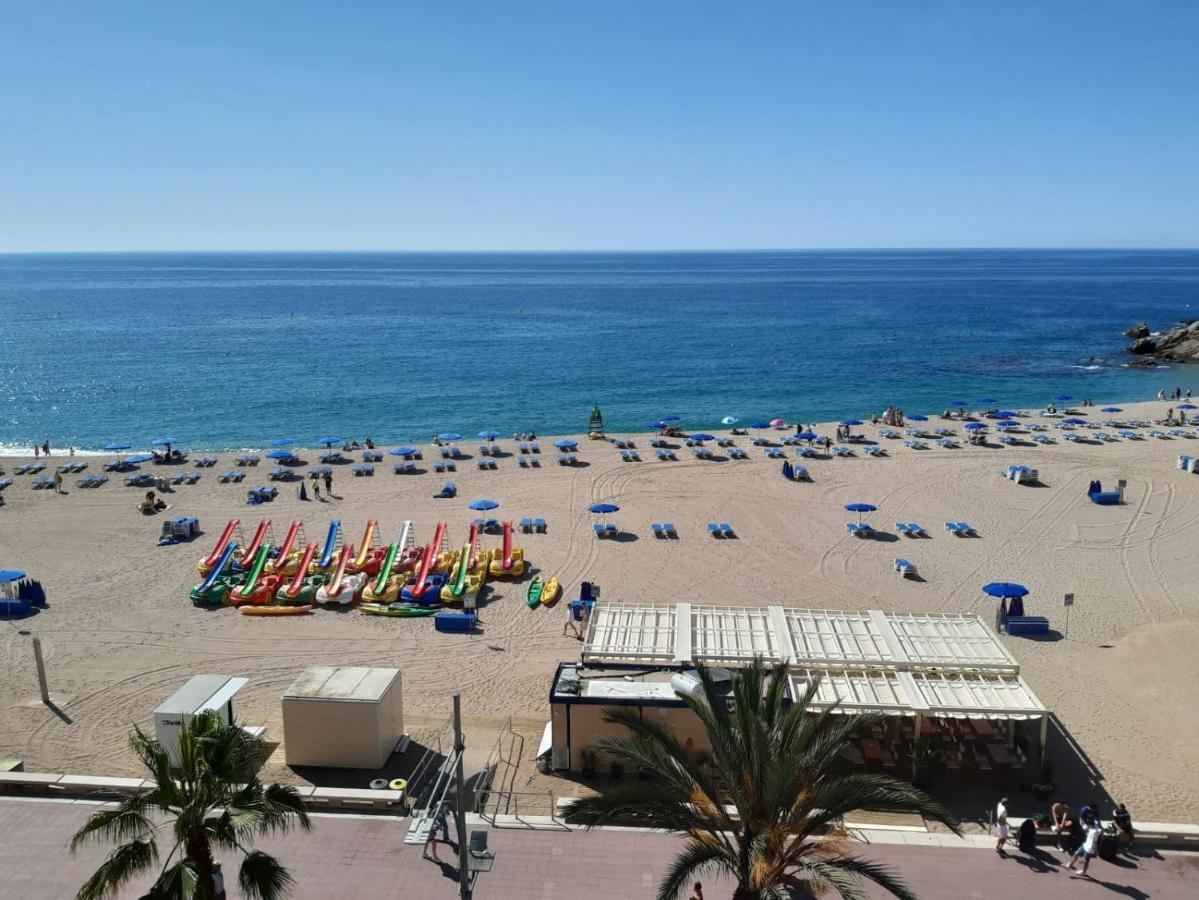 Hostal Lloret Playa โยเรตเดมาร์ ภายนอก รูปภาพ